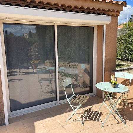 Studio Charmant Avec Terrasse Lançon-Provence Kültér fotó