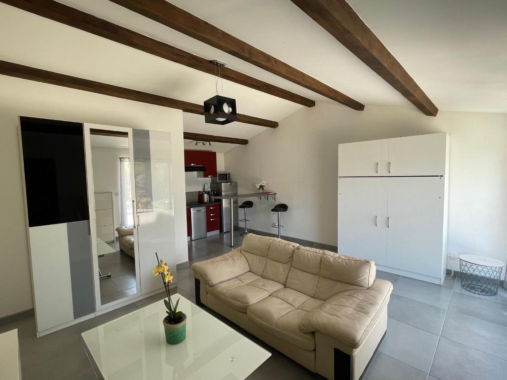 Studio Charmant Avec Terrasse Lançon-Provence Kültér fotó