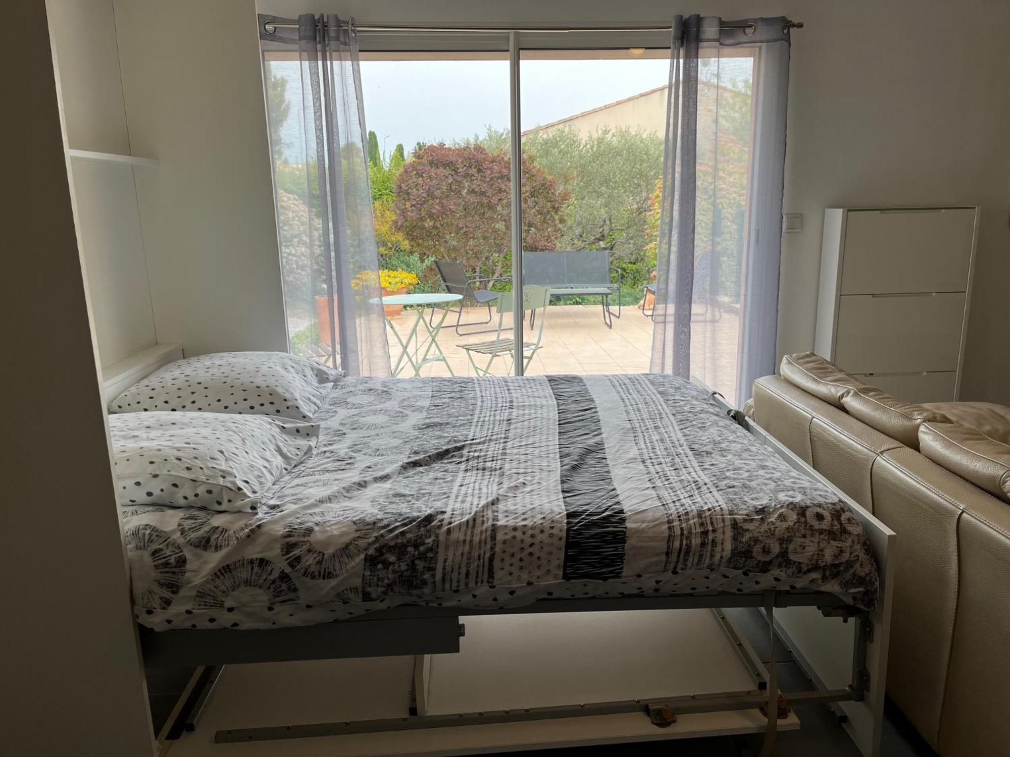 Studio Charmant Avec Terrasse Lançon-Provence Kültér fotó