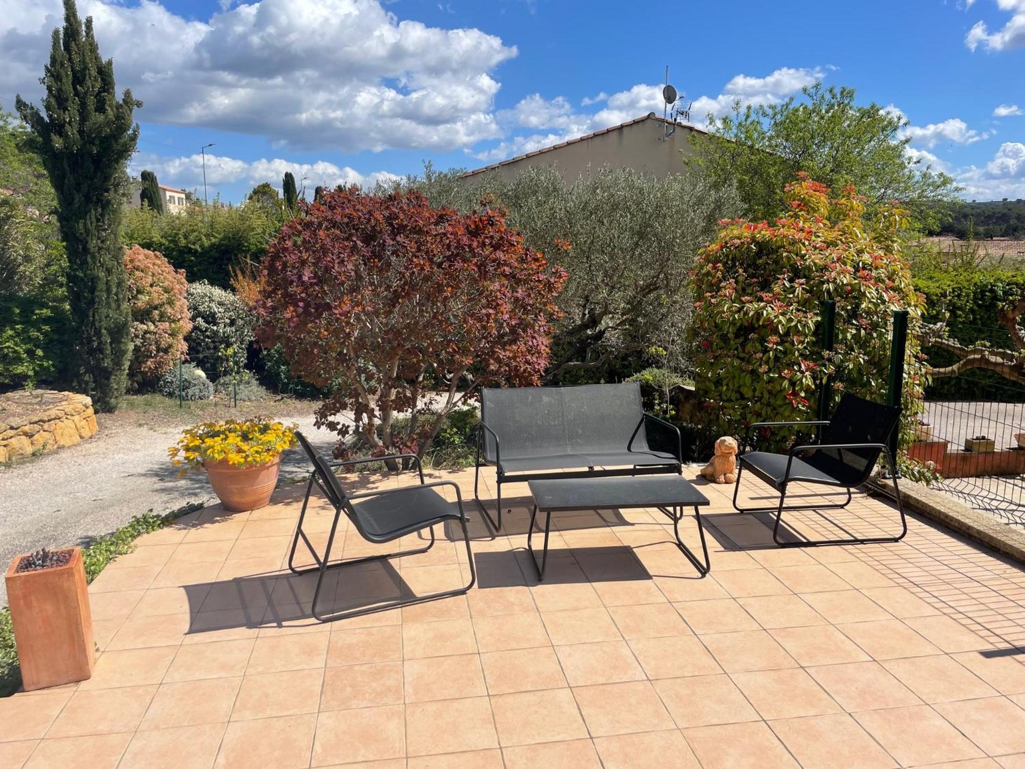 Studio Charmant Avec Terrasse Lançon-Provence Kültér fotó
